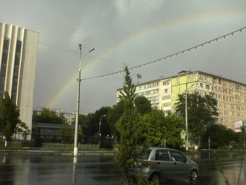 Радуга по улице Ойбек