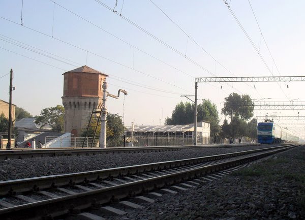 Almazar station (former Vrevsky) and express train
