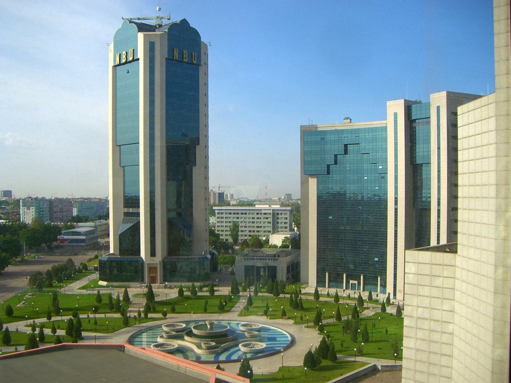 Tachkent : Banque centrale dOuzbékistan et le centre daffaires vus de lhôtel Intercontinental