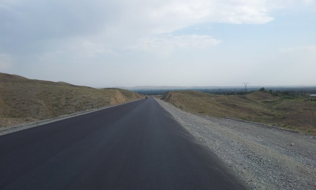 Osh-Batken Road  (6-9km from Kadamjay)