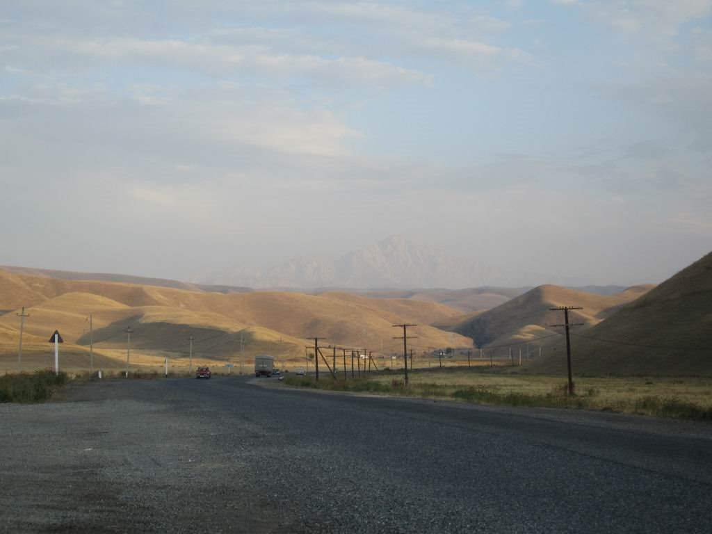Road to Osh