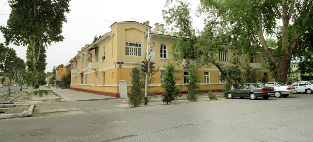 здесь жил Абдулов