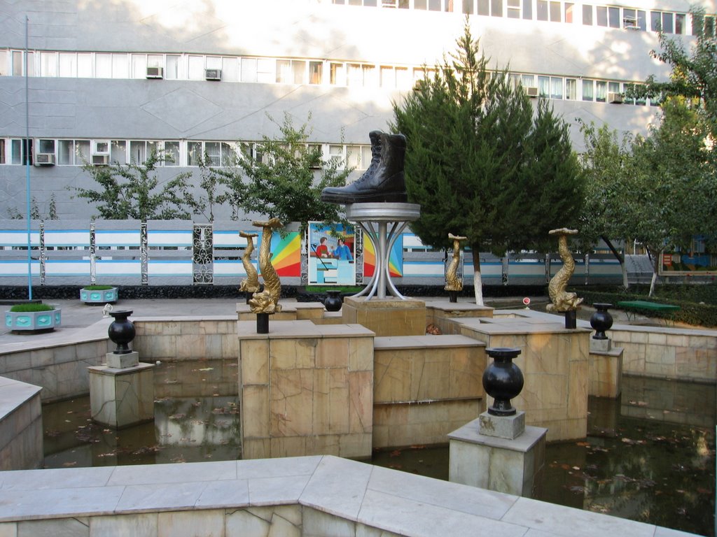 Ferghana, Uzsalman shoe factory