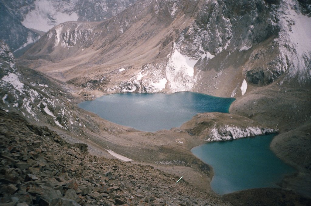 Trum Pass (view to Trum lakes)