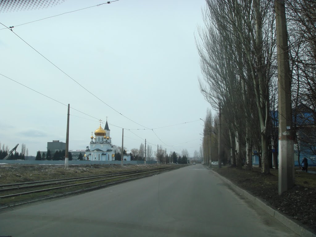 К церкви за свечами
