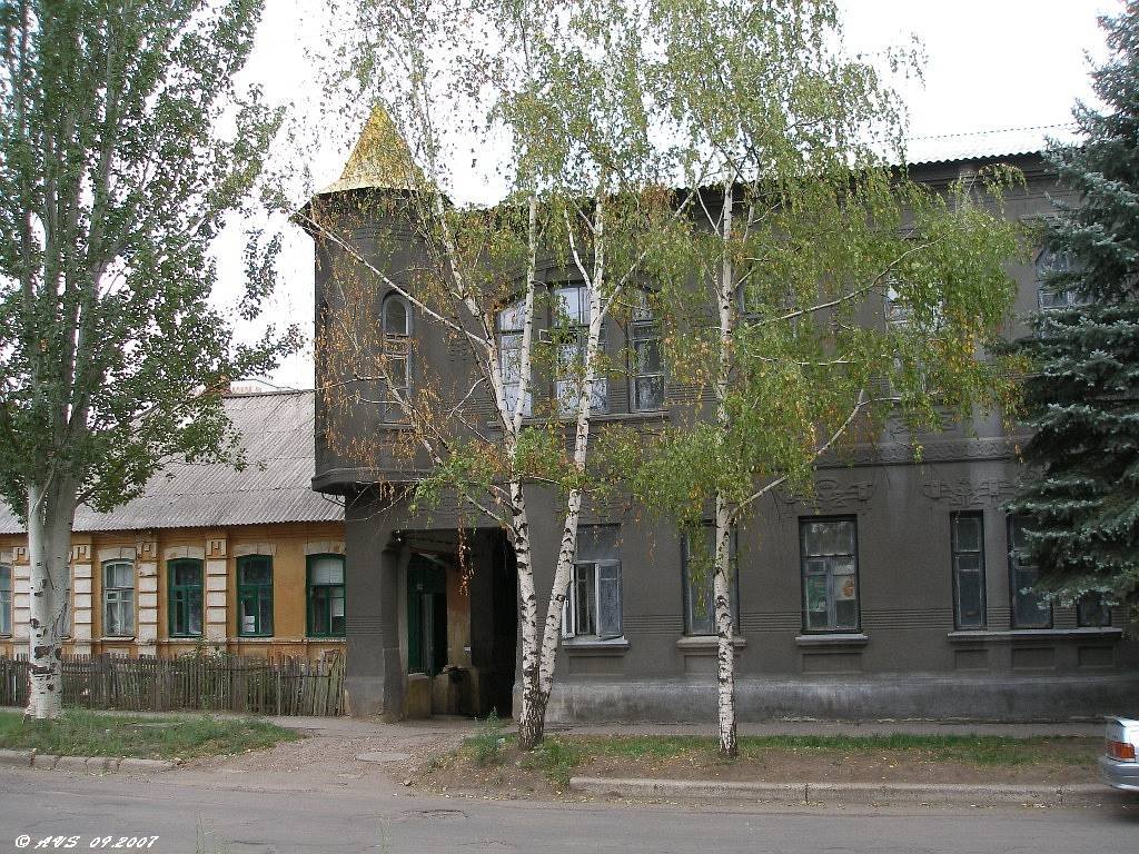 ул. Петровского. Теперь здесь отдел культуры района и еще разное другое