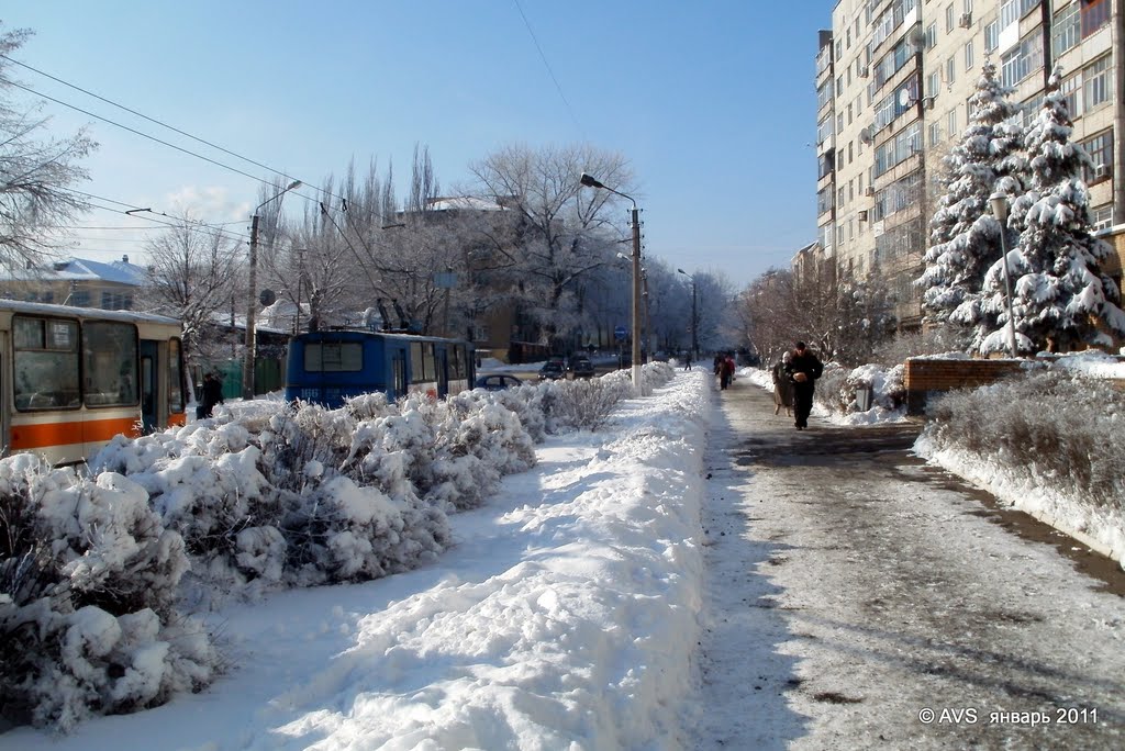 улица Горбатова у стоматполиклиники