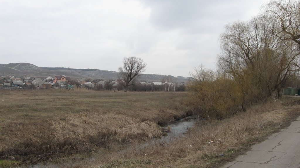 Возле ручья