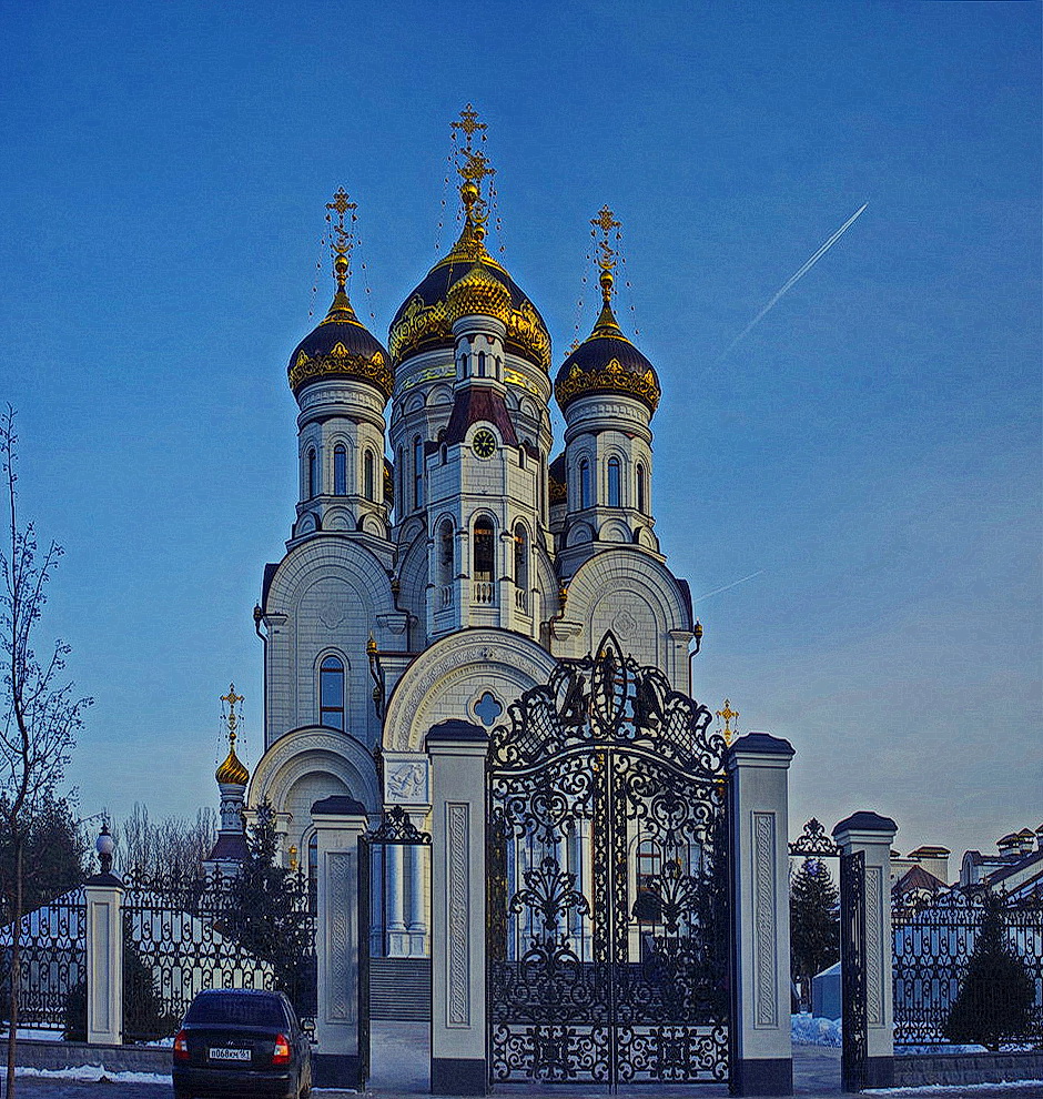 Ворота Свято-Николаевского собора