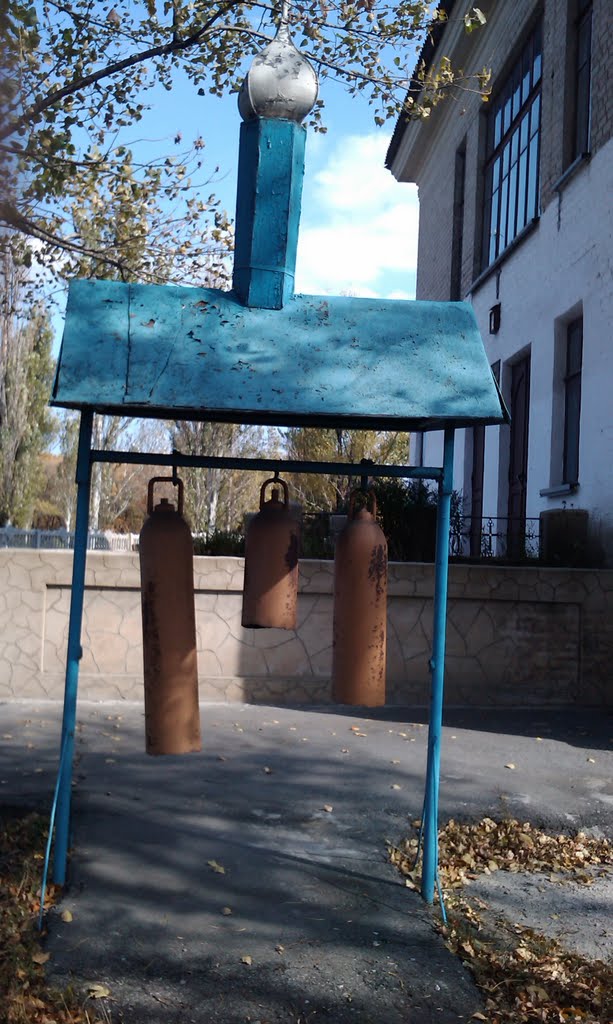 Колокольня церкви Святого Амвросия