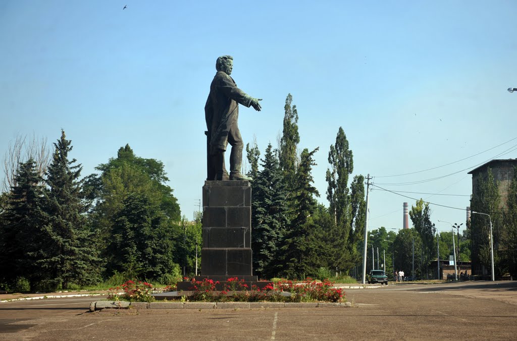 Киров в профиль