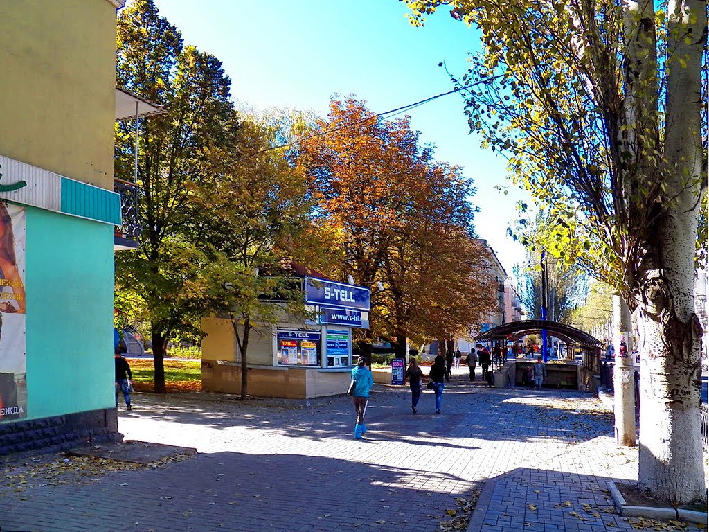 У подземного перехода