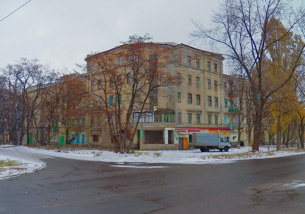 Старая пятиэтажка