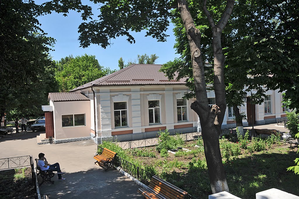Здание станции