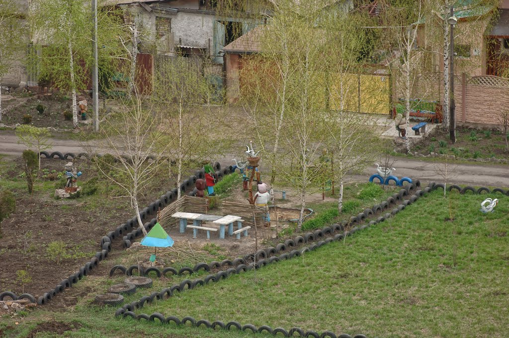 Детская площадка на ул. Борисовых