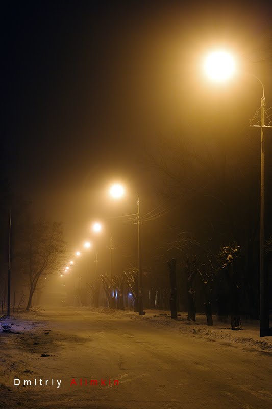 Voznesenskogo street at night. ул.Вознесенского ночью