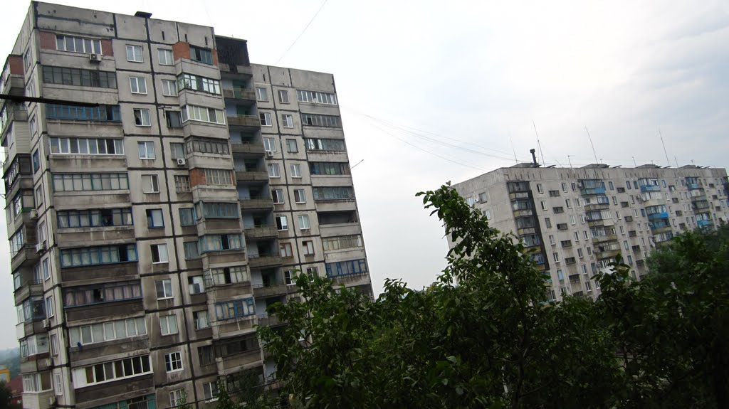 багатоповерхівки по вул. Казанцева ..