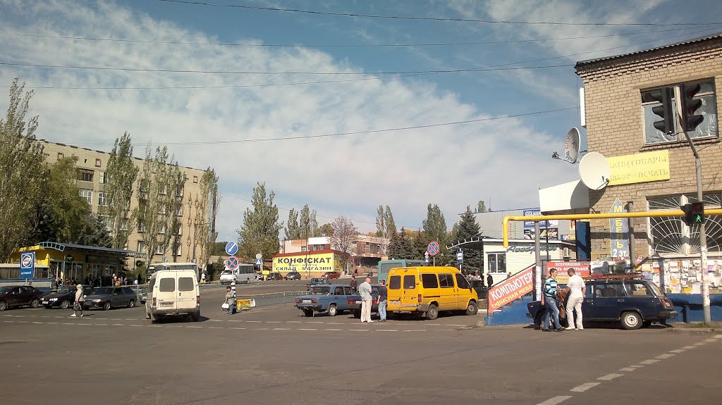 Площадь 19.09.2012