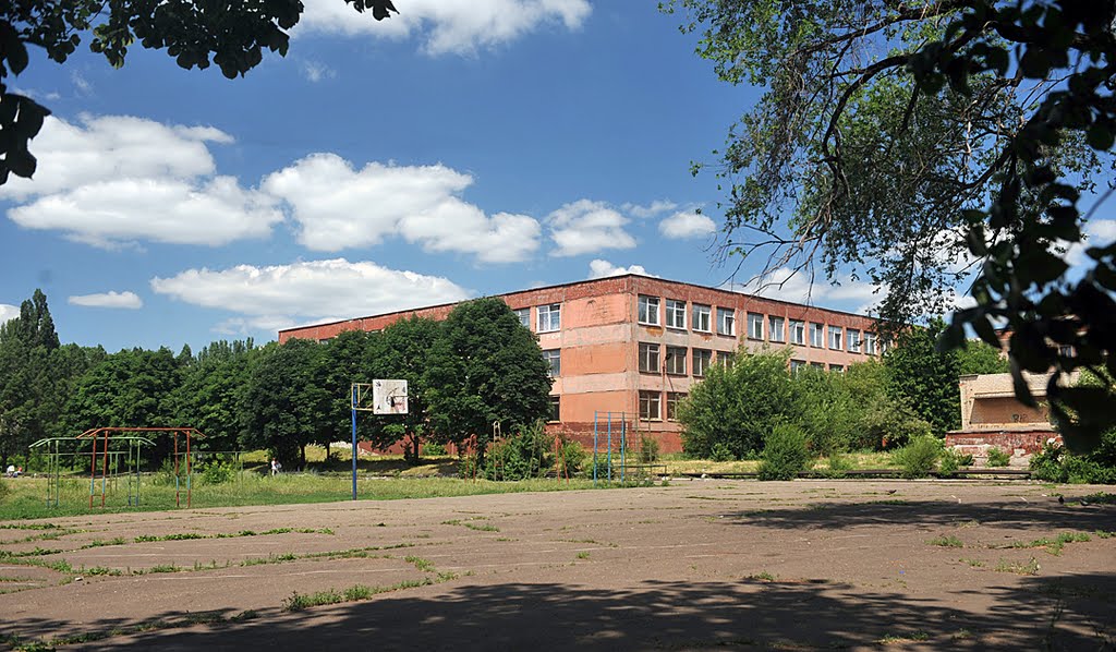 Школа 72