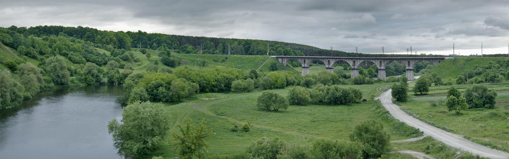 Залізничний міст через р. Случ (Panorama)