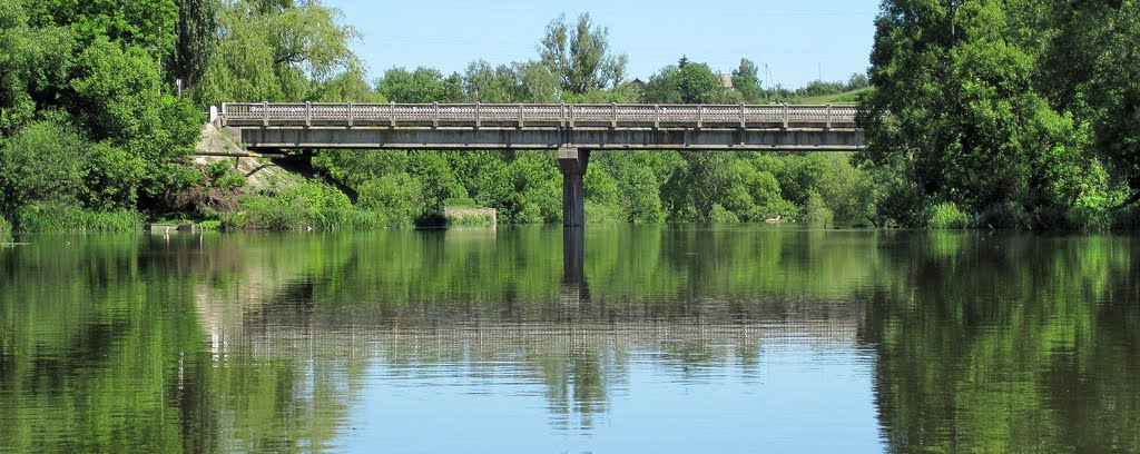 смт. Миропіль міст через р. Случ (Panorama)