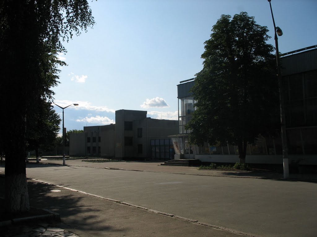 Гастроном, ДК