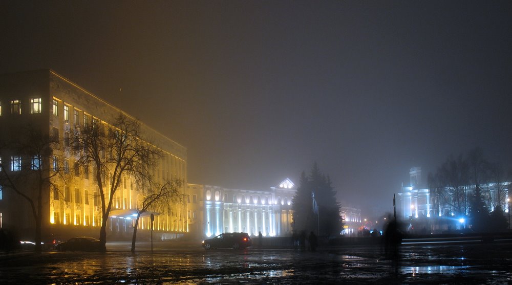 Вечерний город