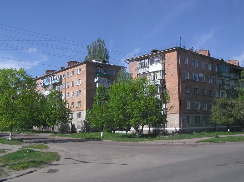 На перехресті вулиць.