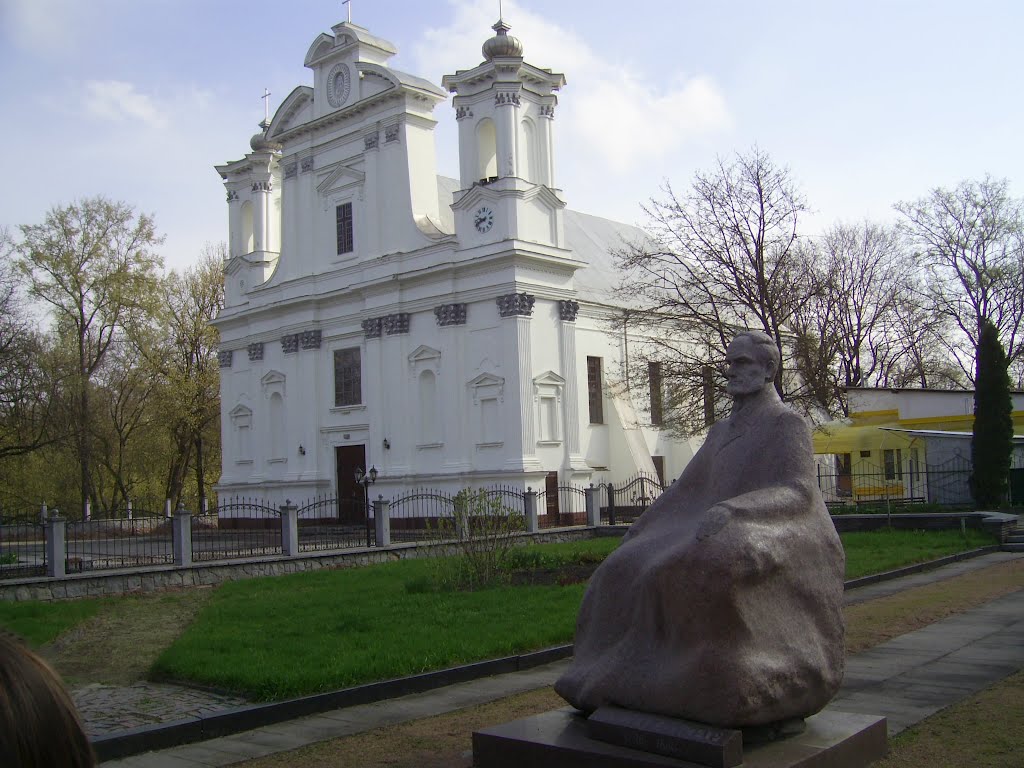 Коростышев, костел, ул.Дарбиньяна,№7.