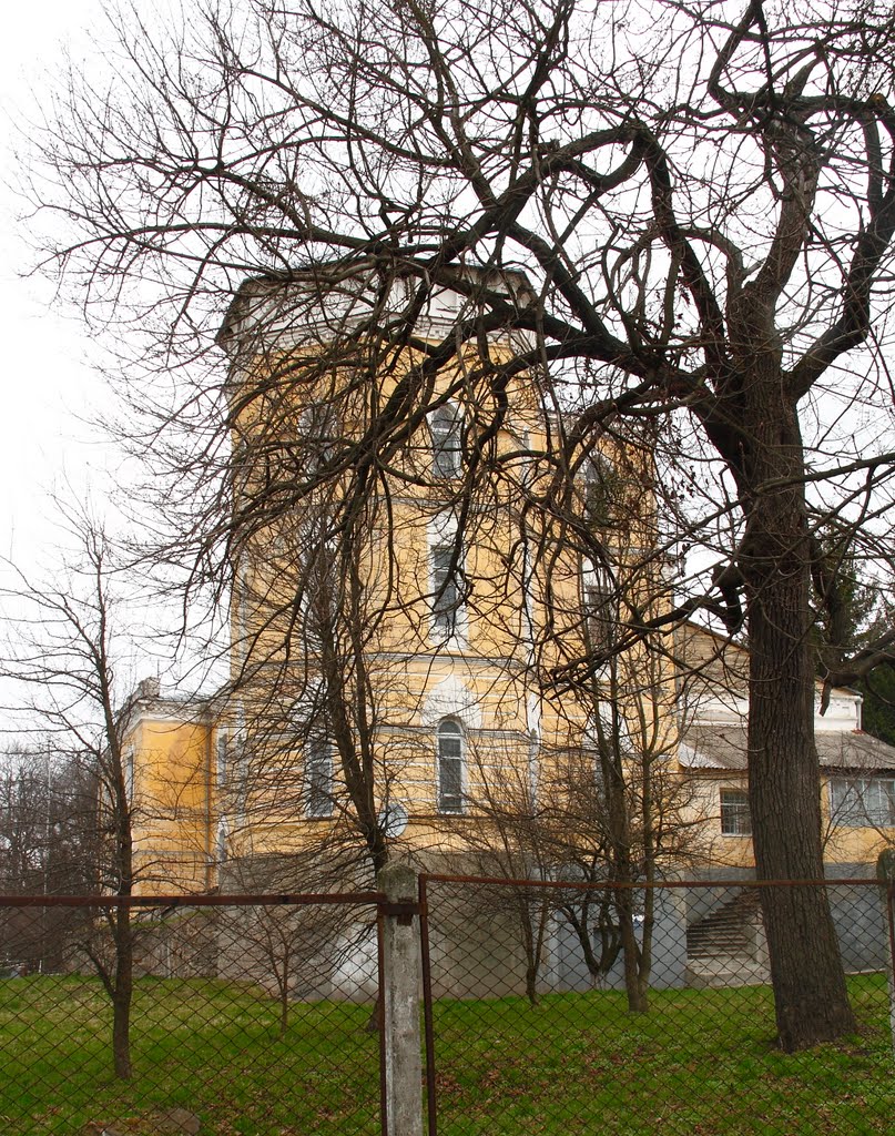 Бывший дом помещика Мезенцева, кон. XIX - нач. XX в., С 1935 - Штаб дивизии, бригады