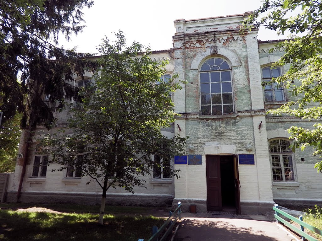 старое здание напротив тюрьмы (19в)