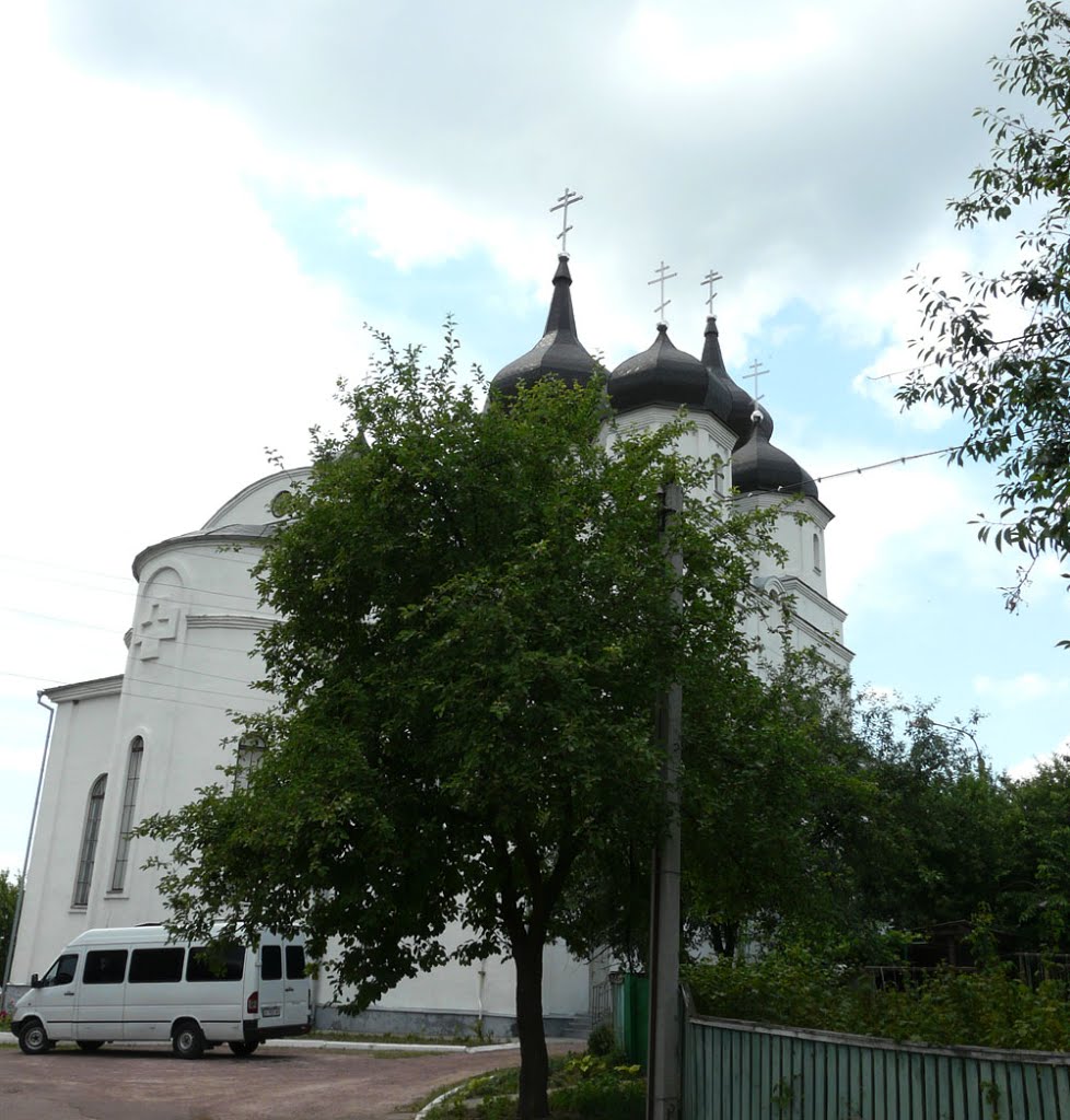Спасо-Преображенский собор на месте Овручского замка