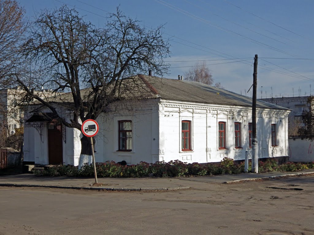 старое здание (к.19-н.20вв)