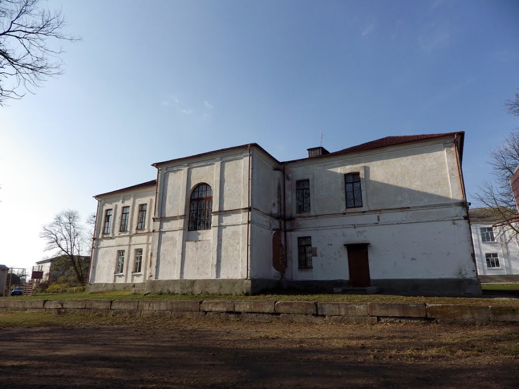 задний фасад училища (к.19-н.20вв)