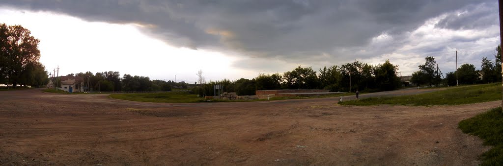 Панорама возле магазина с 5-ти фото
