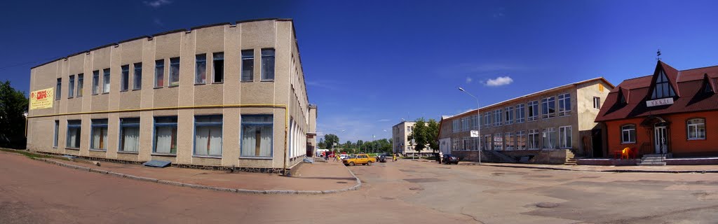 Панорама Универмаг (вид сбоку) с 6-ти фото