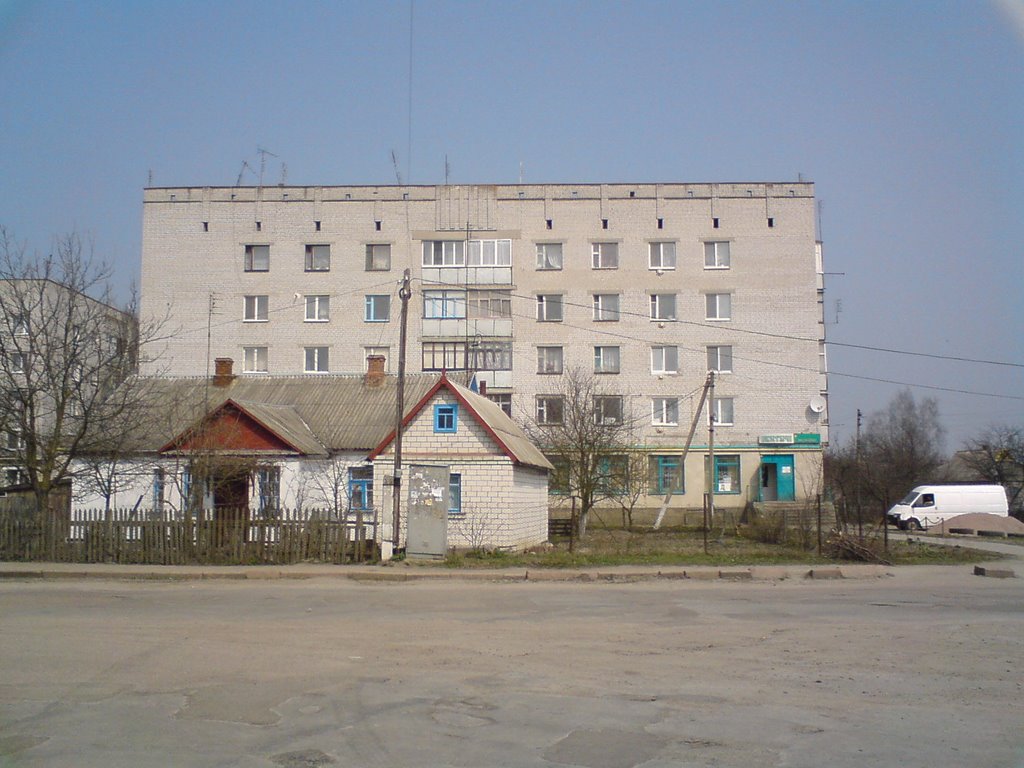 Леніна вул.