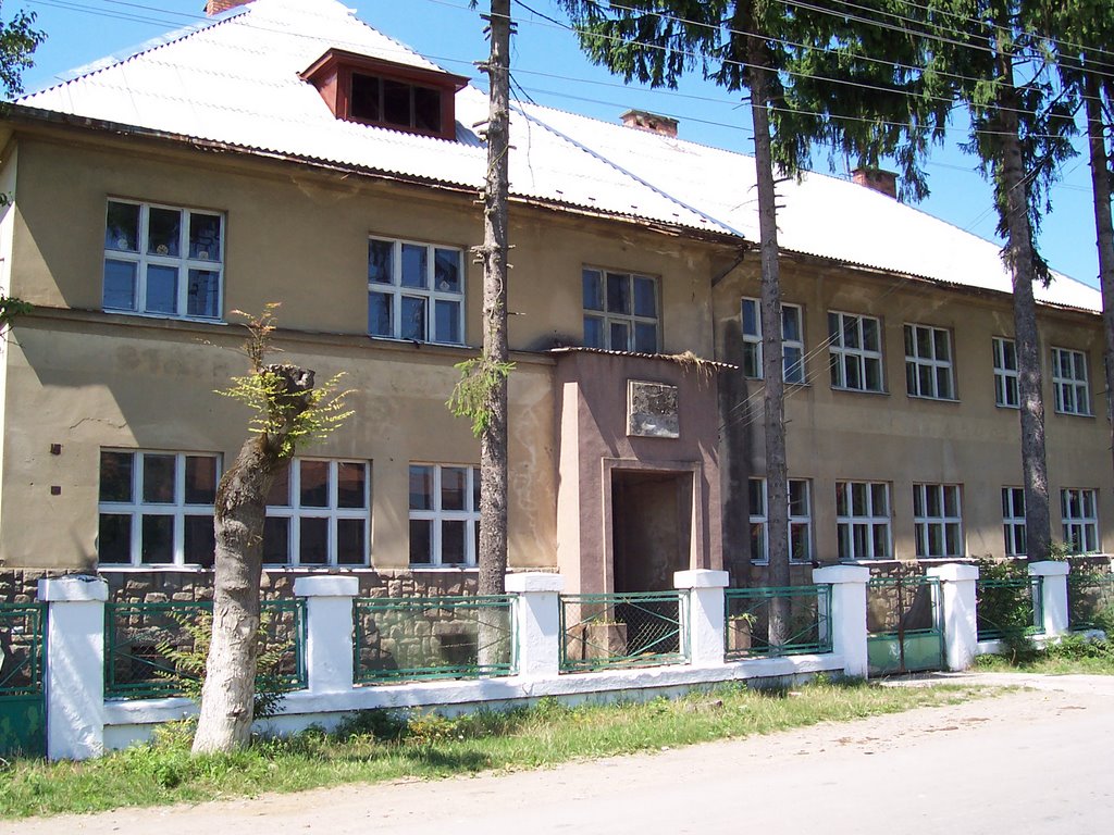 Czech school, Bustino, UA