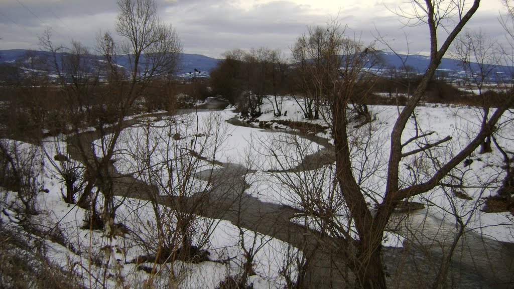 Замерзла річка. Frozen river