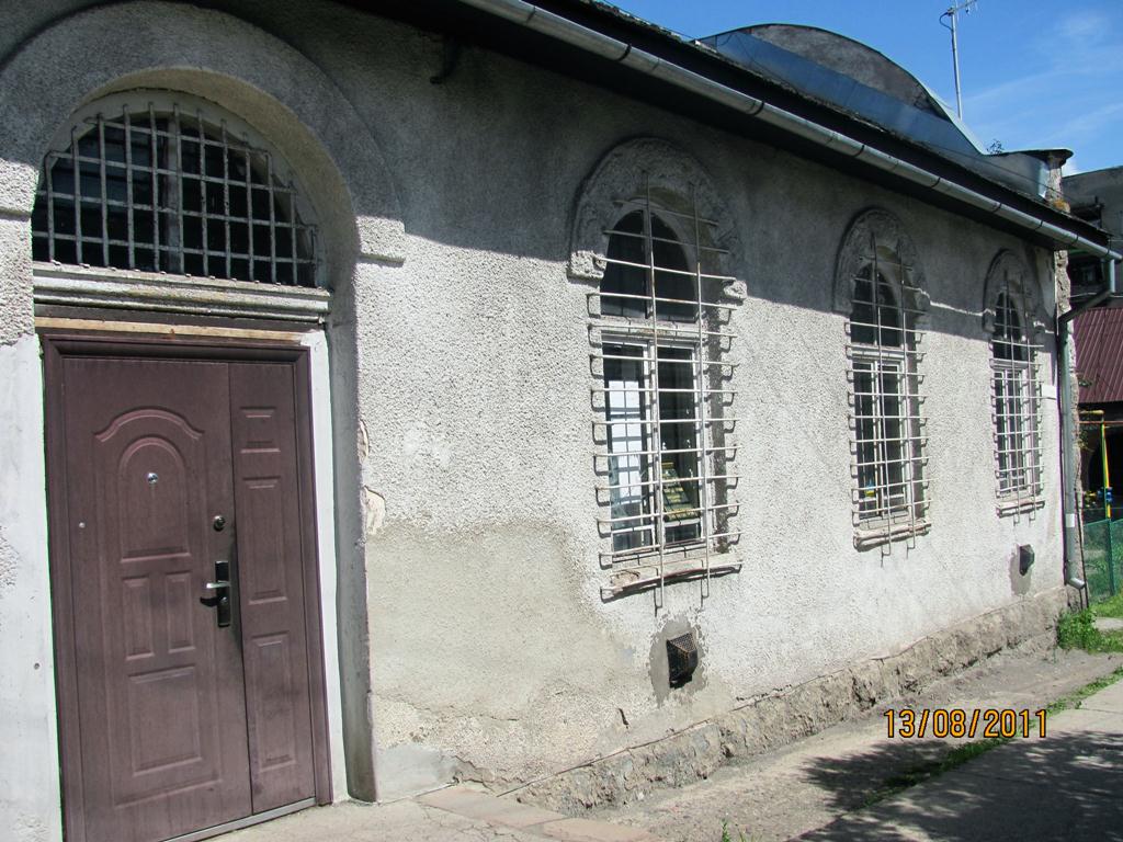 Перечин, колишня синагога. Perechyn, former synagogue