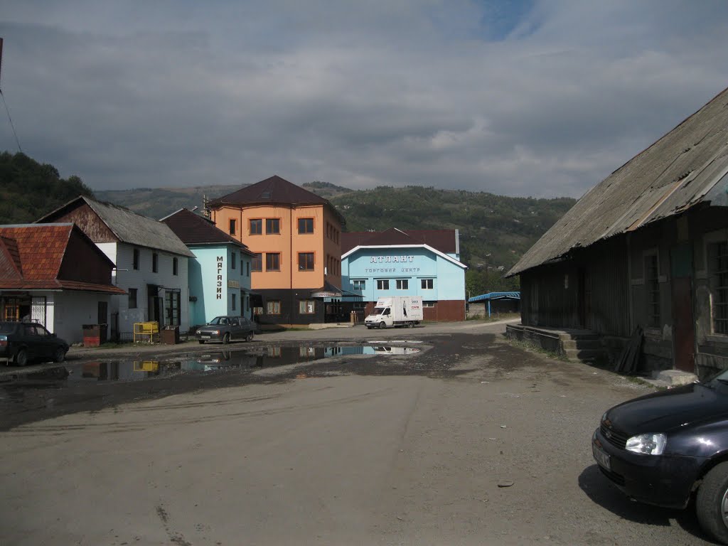 Рахів