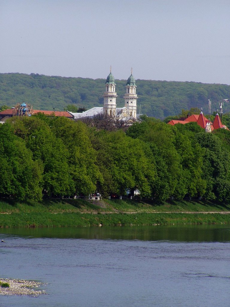 The view via river Uj (1)