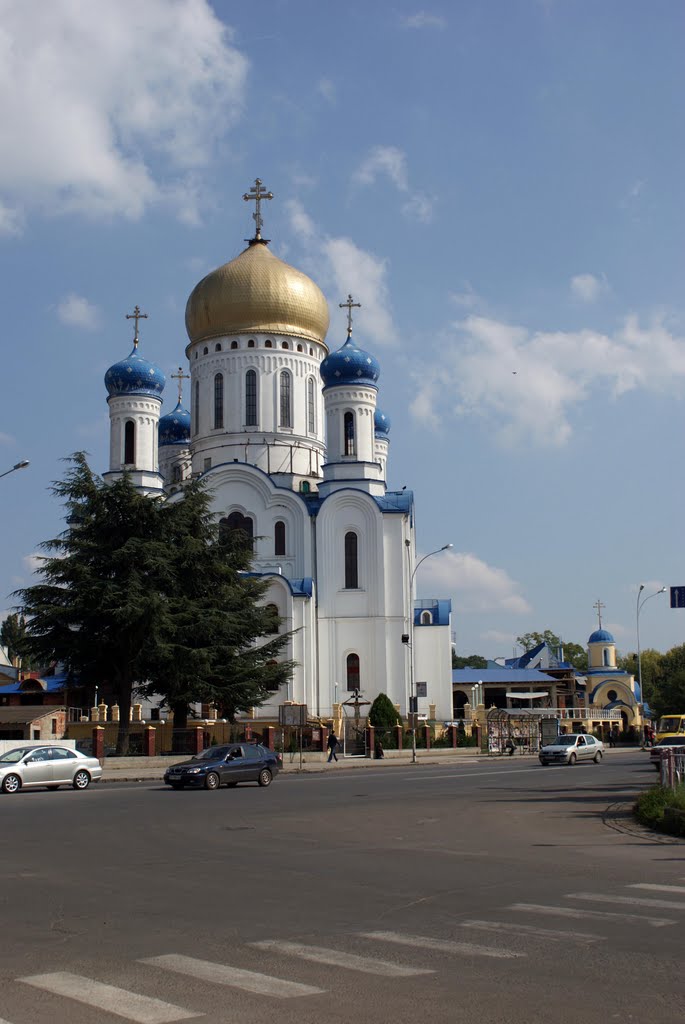 Orthodox Temple of Christ the Saviour . Храм Христа Спасителя. ANNO 2000
