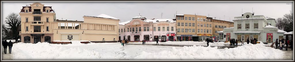 Площадь Театральная