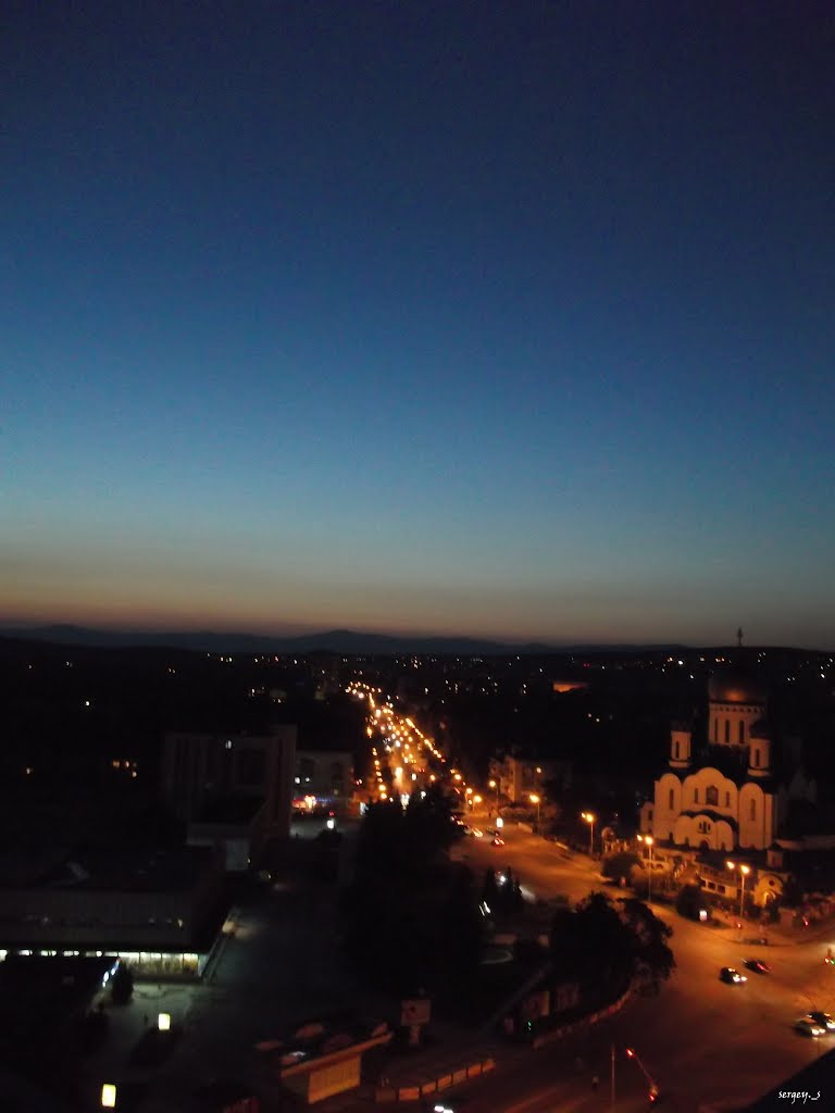 Вечерний Ужгород  /  Evening Uzhgorod