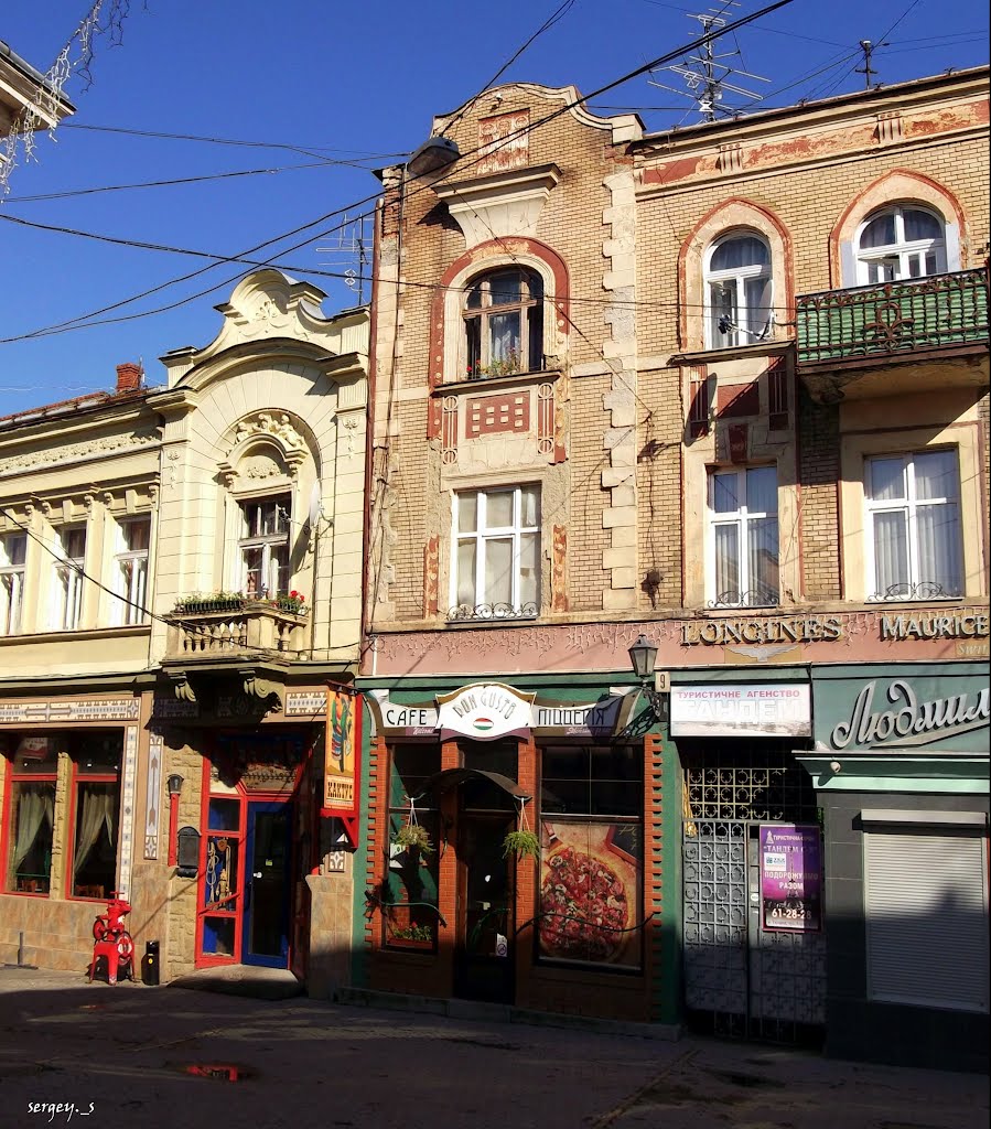 Старый город (улица Корзо)  /  Old Town (street Korzo)