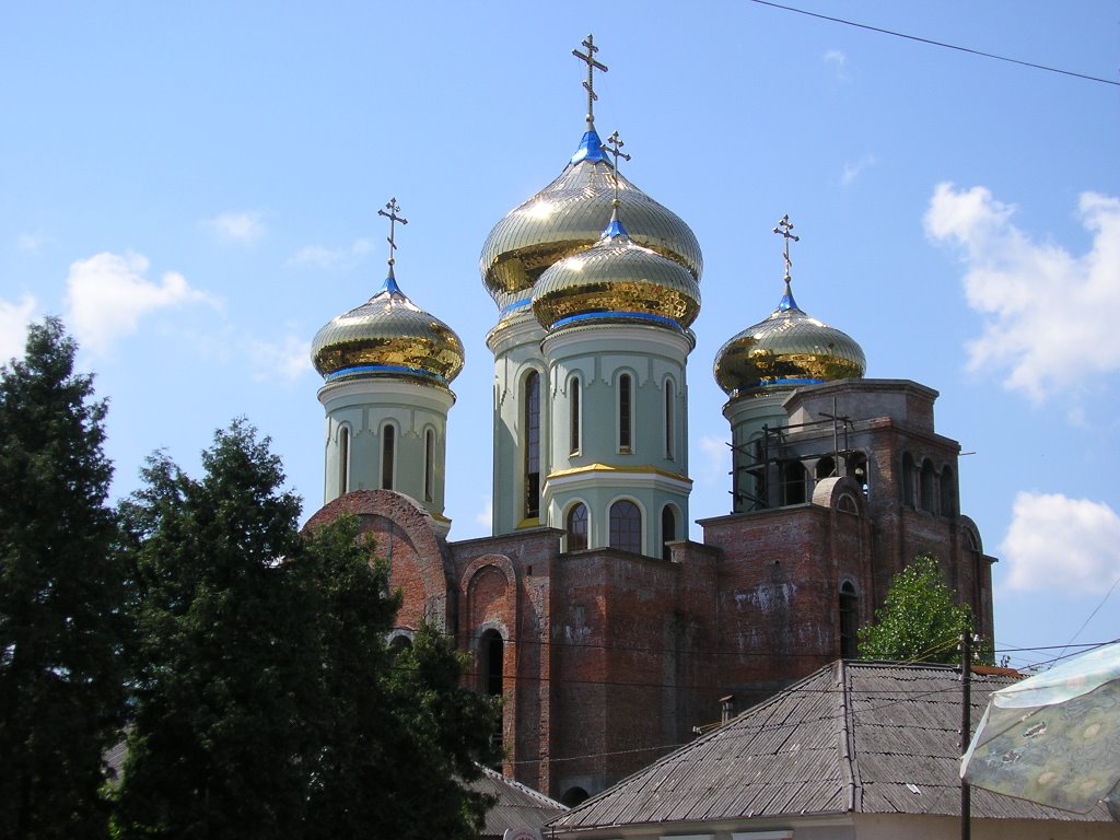 Новый храм Кирилла и Мефодия в г. Хуст, Закарпатье___ New church in Khust, 2008