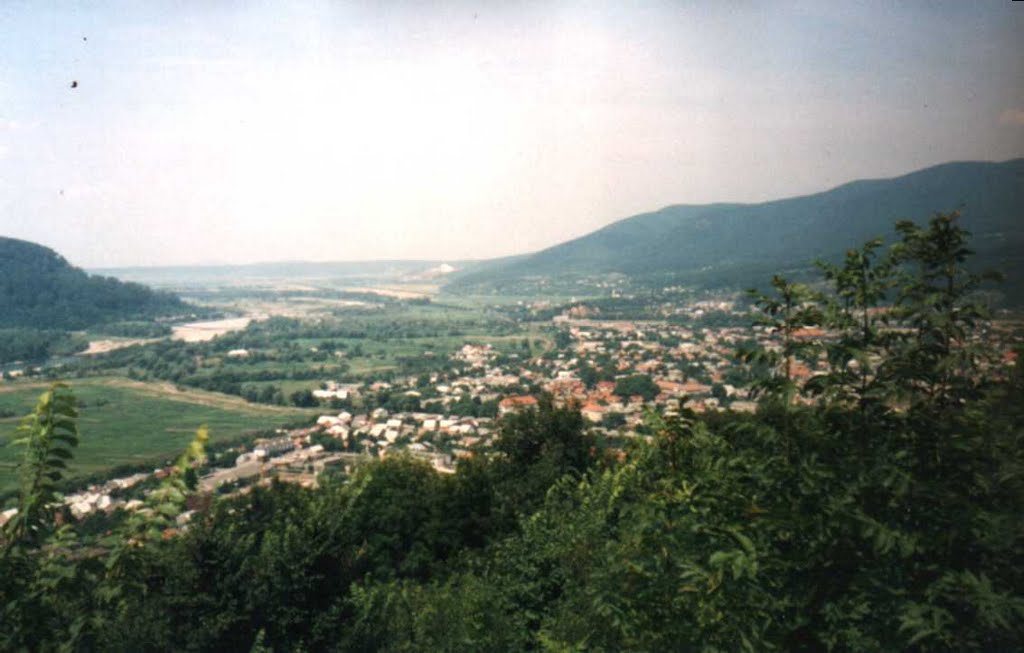 Хуст. 2002 р.