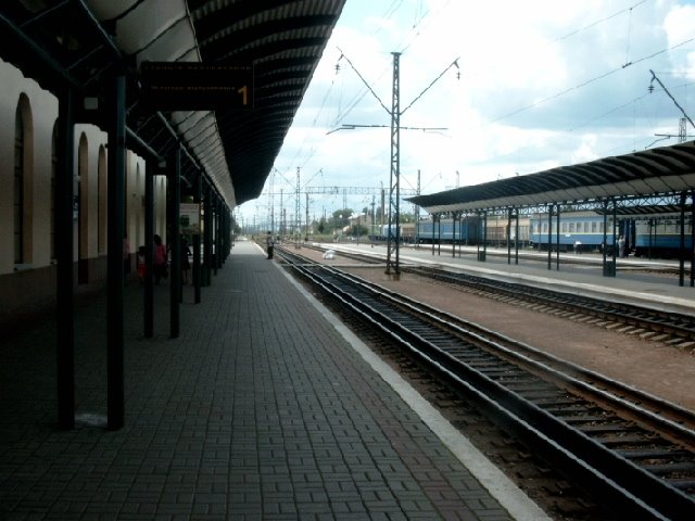 Railway Station, Chop