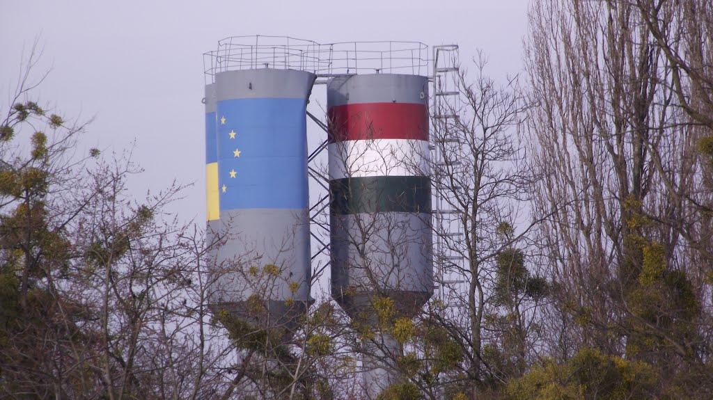 tri color